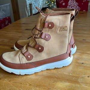 Sorel winter booties Size 11 NWT